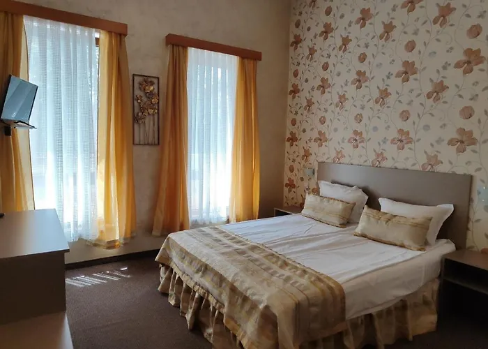 семеен булаир Отель Бургас