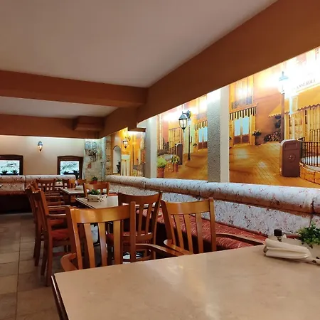 семеен булаир Отель Бургас